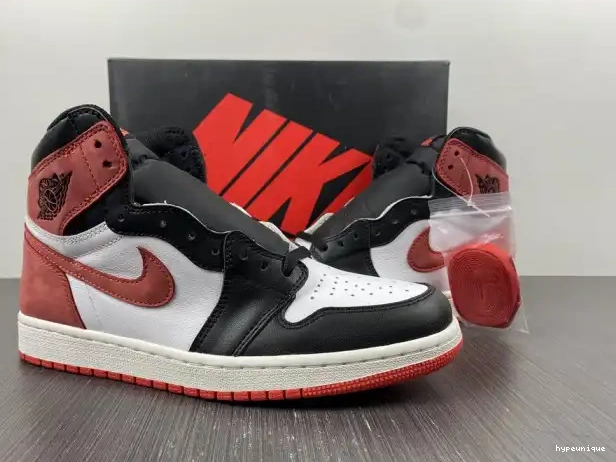 HYPE 555088-112 OG Jordan 1 Red' Air High Retro 'Track 0323